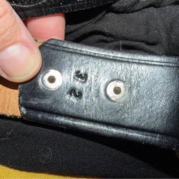 Vintage Leather Belt with Brass Buckle - Picture 6 of 7